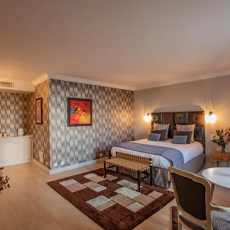 Maison Toscane In A Remarkable Village - Heated Pool, Jacuzzi, Billiard & Ensuite Luxury Bedrooms מלון Terraube