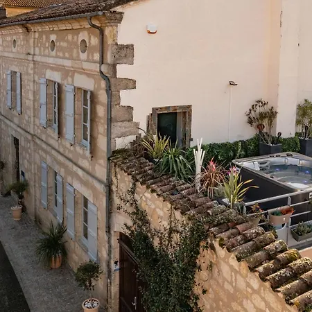 Maison Toscane In A Remarkable Village - Heated Pool, Jacuzzi, Billiard & Ensuite Luxury Bedrooms מלון Terraube