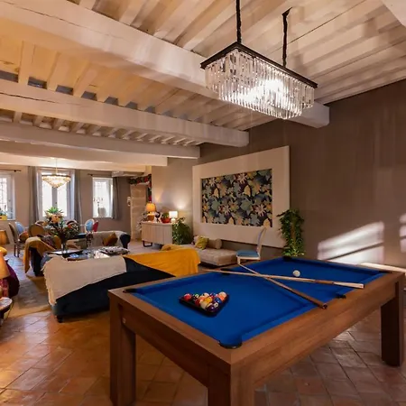 Maison Toscane In A Remarkable Village - Heated Pool, Jacuzzi, Billiard & Ensuite Luxury Bedrooms מלון