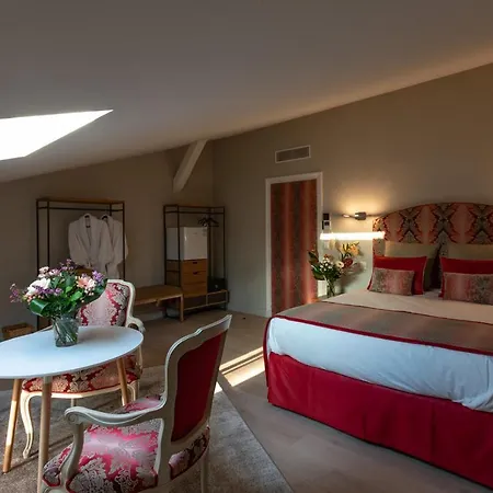 Maison Toscane In A Remarkable Village - Heated Pool, Jacuzzi, Billiard & Ensuite Luxury Bedrooms 4* Terraube
