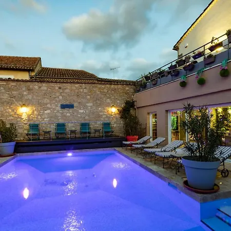 Maison Toscane In A Remarkable Village - Heated Pool, Jacuzzi, Billiard & Ensuite Luxury Bedrooms 4* Terraube